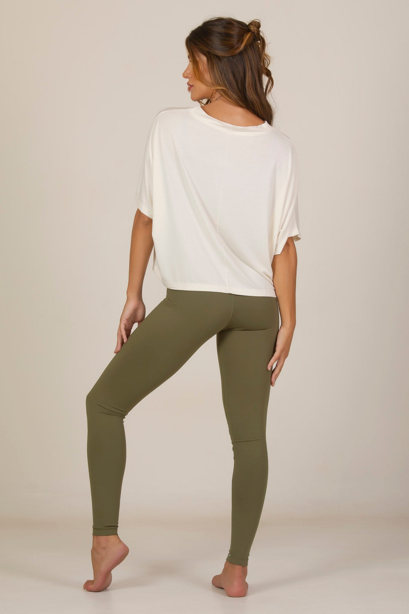 Blouse V - Off White Presence