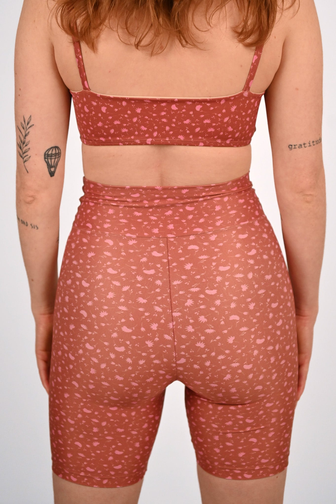 Shorts High Little Lotus