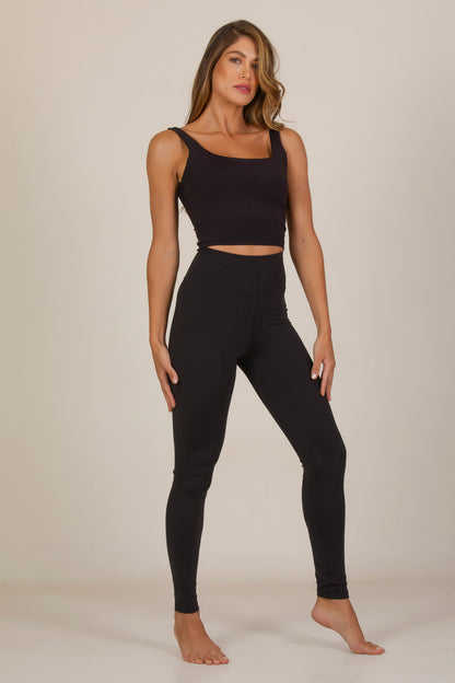 Cropped Square - Black Strength