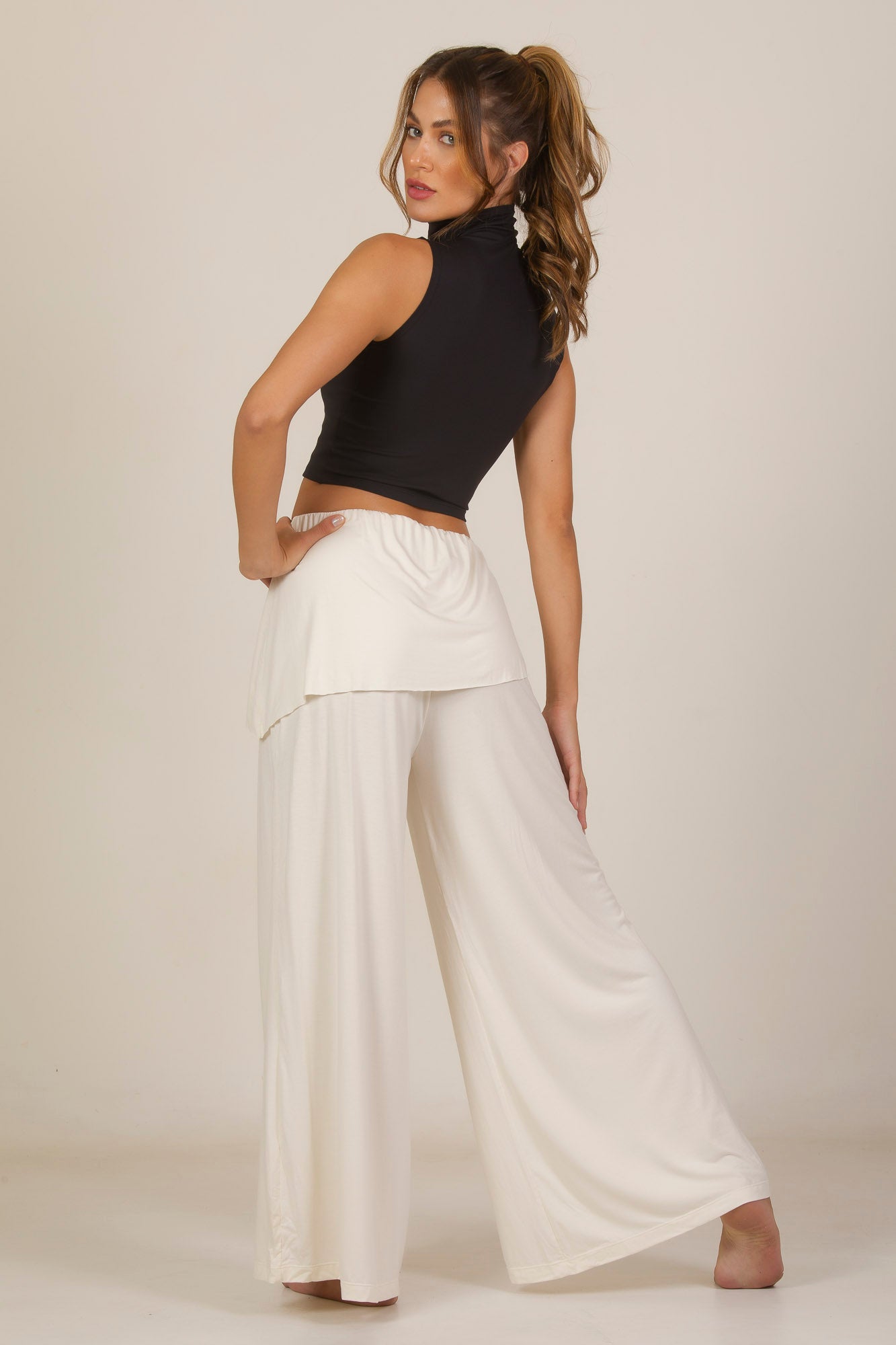 Wide Leg Pants - Off white Presence