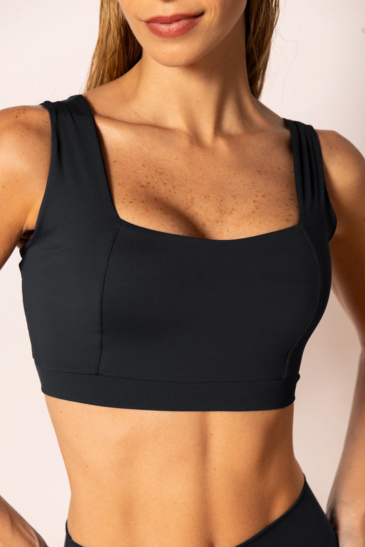 Top Essence - Black